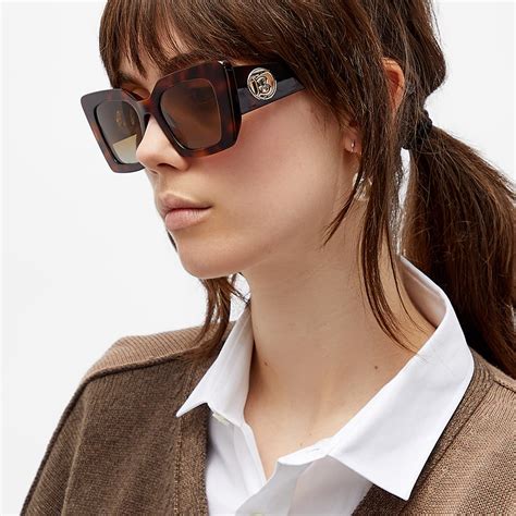 daisy burberry sunglasses|burberry sunglasses 2020.